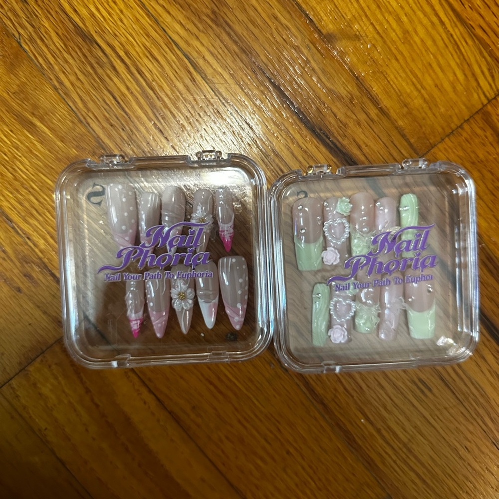 Nail Phoria Press-On Nail Set